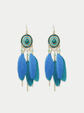 Blue feather earing for vacation