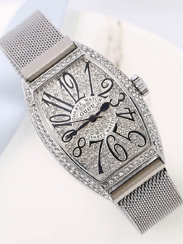 Women's Watch Retro Barrel-shaped Full Rhinestone Milan strap elegant watch