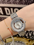 Women's Watch Round Pattern Quicksand diamond dial Stainless Steel strap elegant watch