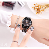 Simple Quartz Women's Wristwatch