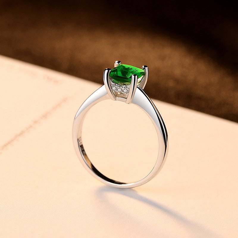 Kronos Green Stone Diamond Ring – zivar.in