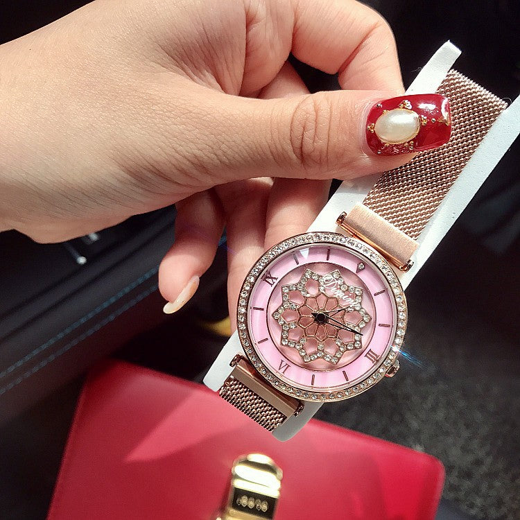Rotatable Flower Magnetic Strap Women's Watch
