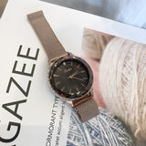 Round Dial Magnetic Strap Women's Watch